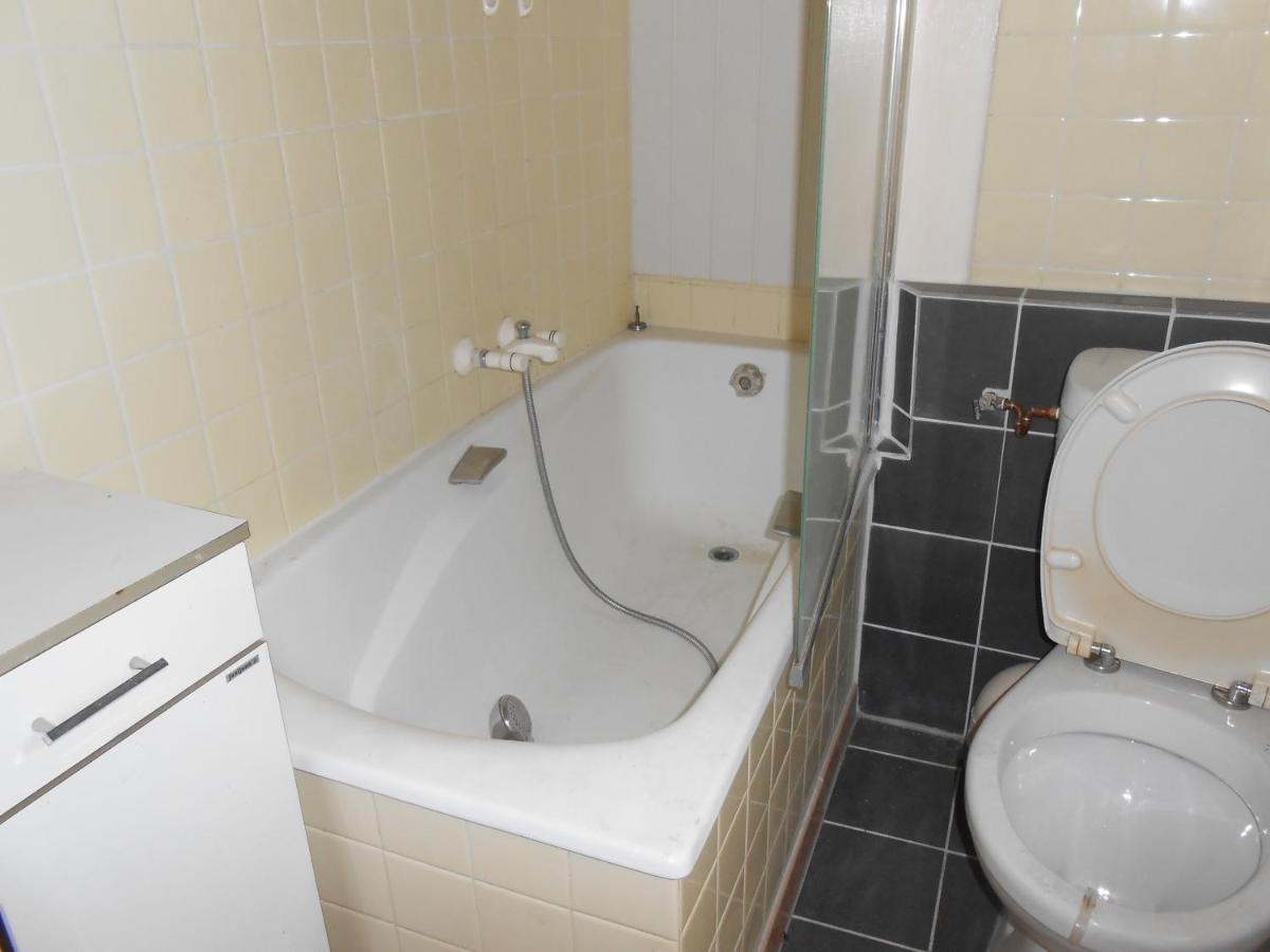 Appartement 8 Places 9 Rue De Soupon 라헝스 외부 사진